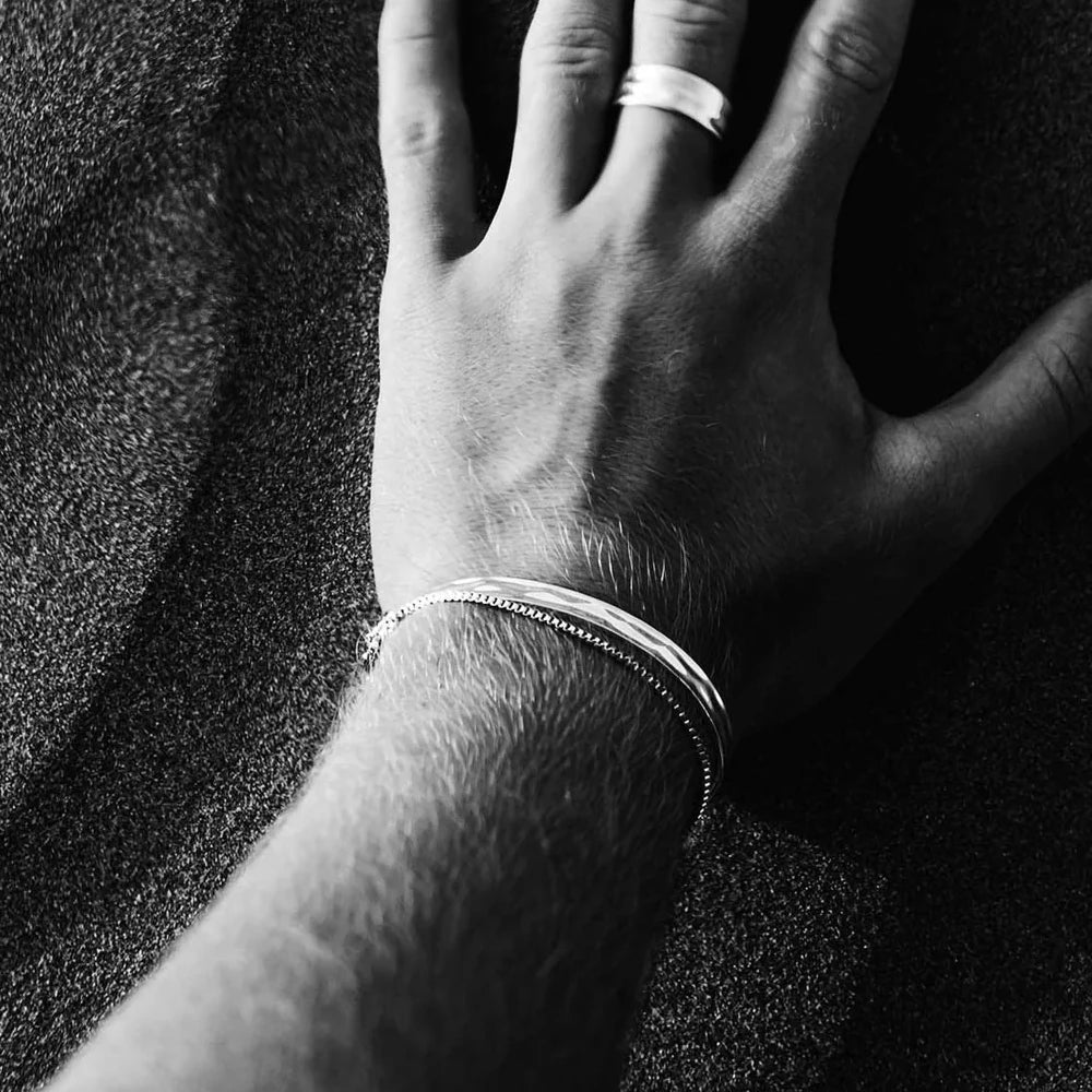 AlphaLine cuff
