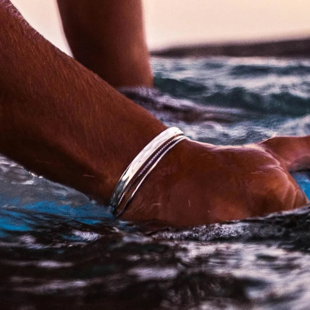 AlphaLine cuff