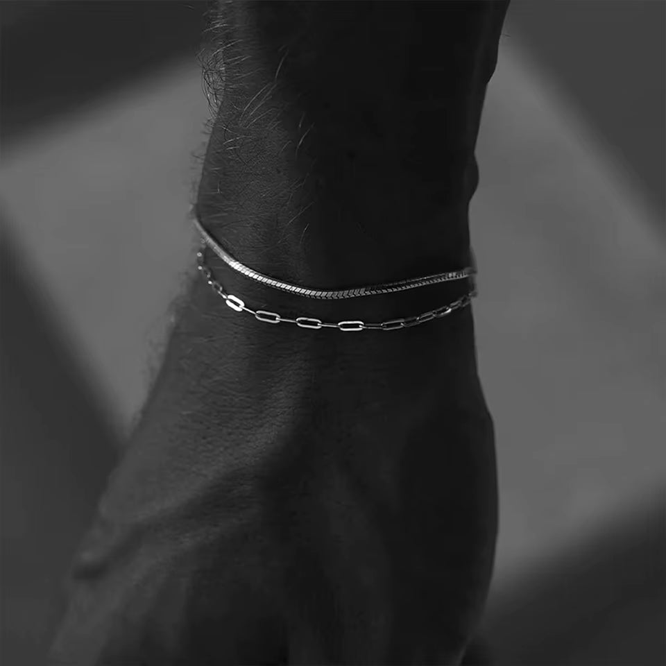 AlphaChain Armband